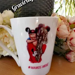 Latte puodelis mamos meilė