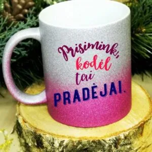 Ledinukai inde su linksmu užrašu „Vaistai nuo visų ligų”