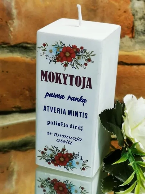 Rankų darbo žvakė Mokytoja stačiakampė